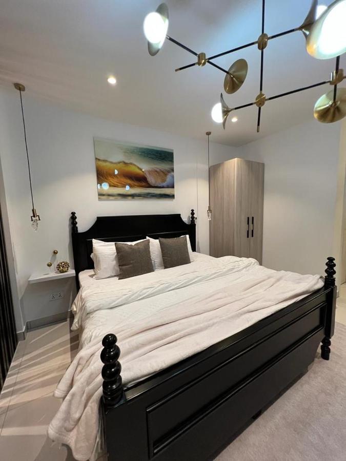 The Lennox Luxury Apartment Accra Esterno foto